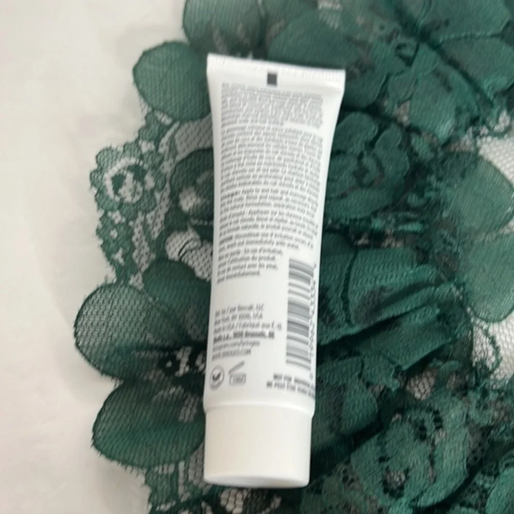 MAKE-UP BUNDLE NAME BRANDS